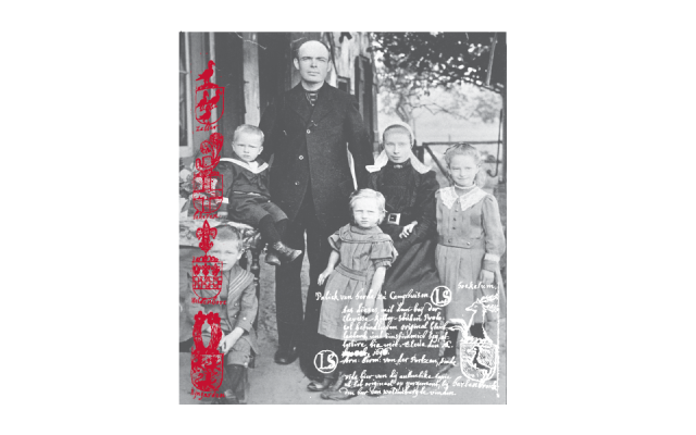 Foto van translucente paneel Geslachtboek van de familie Woldenborg, gedateerd 1715. Foto van translucente paneel Geslachtboek van de familie Woldenborg, gedateerd 1715.