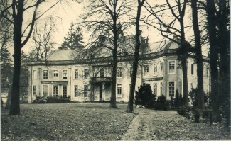 Foto van de zuidgevel van huis Landfort ca. 1910, bron: ECAL. Foto van de zuidgevel van huis Landfort, ca. 1910. Bron: ECAL