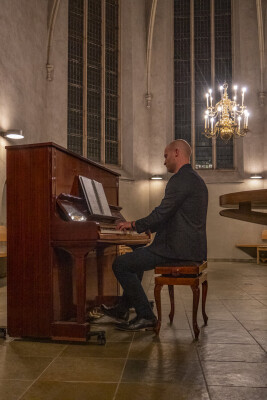 Foto van de presentatie van het Jaarboek Achterhoek en Liemers nummer 47 in de Lamberti kerk te Zelhem