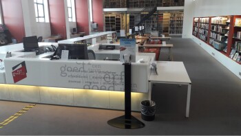 Foto van de studiezaal van het Erfgoedcentrum tijdens de Corona periode