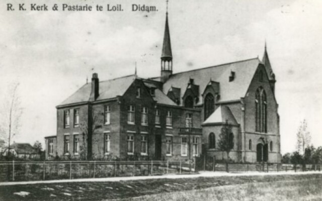 Foto van de rooms katholieke parochie Onze Lieve Vrouw OLV Onbevlekt Ontvangen te Loil Foto van de rooms katholieke parochie Onze Lieve Vrouw OLV Onbevlekt Ontvangen te Loil